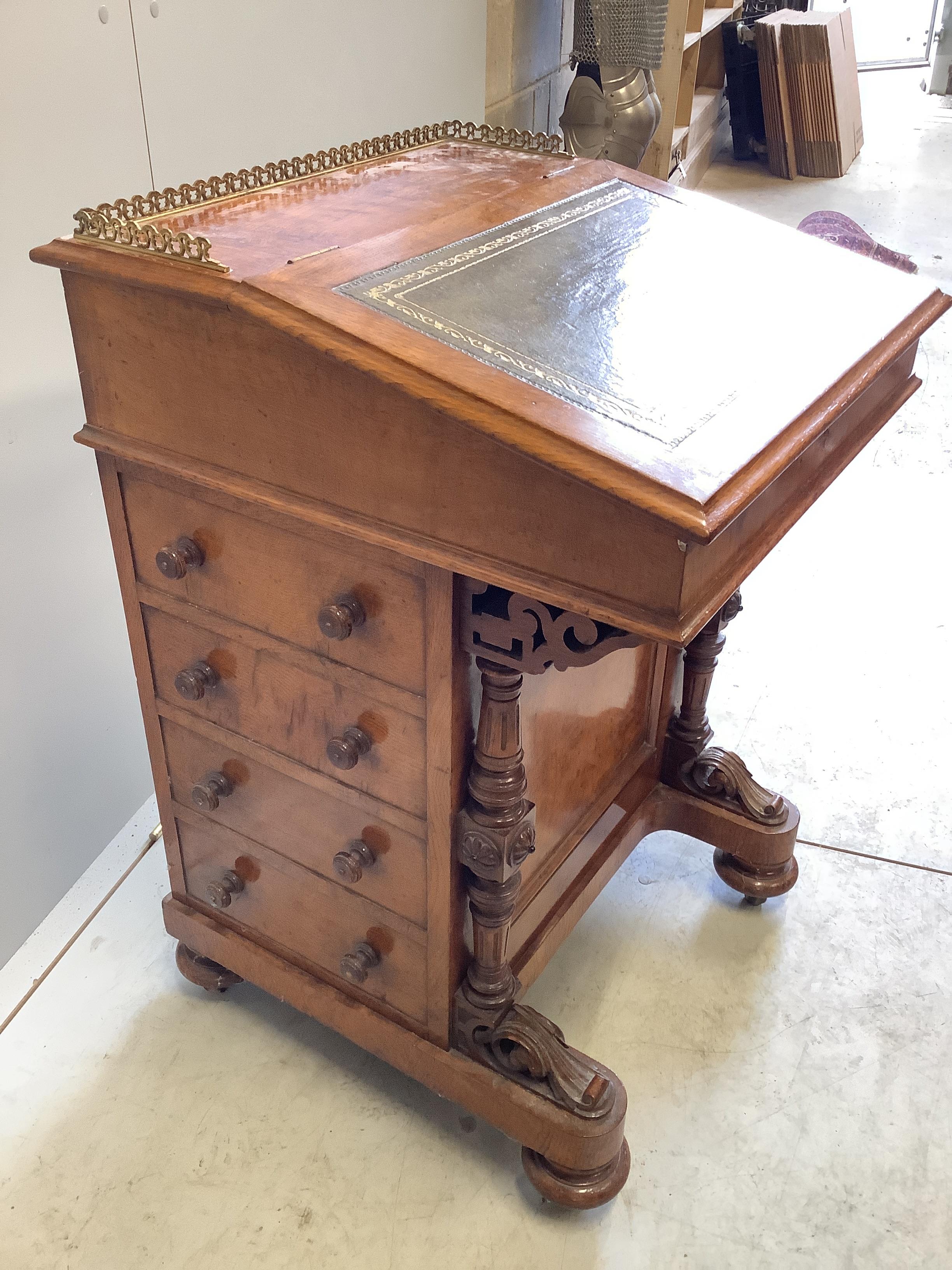 A Victorian oak davenport, width 53cm, depth 54cm, height 80cm